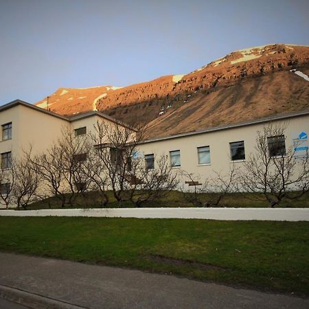 Comfy Guesthouse Westfjords Sudureyri Eksteriør billede