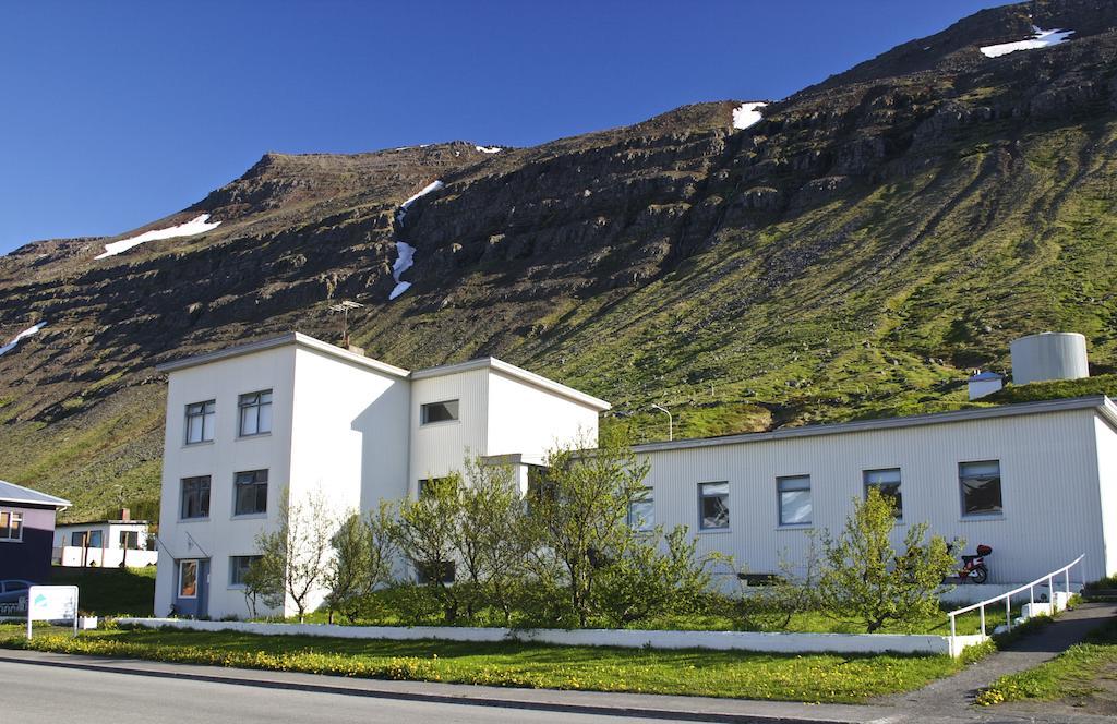 Comfy Guesthouse Westfjords Sudureyri Eksteriør billede