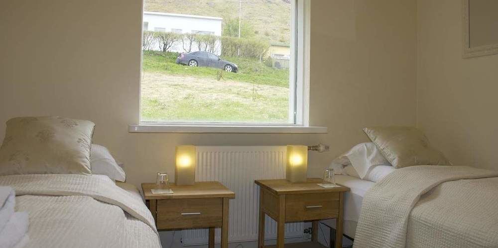 Comfy Guesthouse Westfjords Sudureyri Eksteriør billede