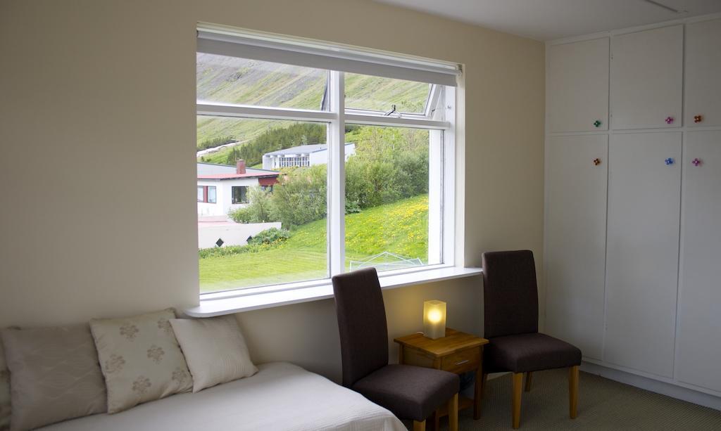 Comfy Guesthouse Westfjords Sudureyri Eksteriør billede