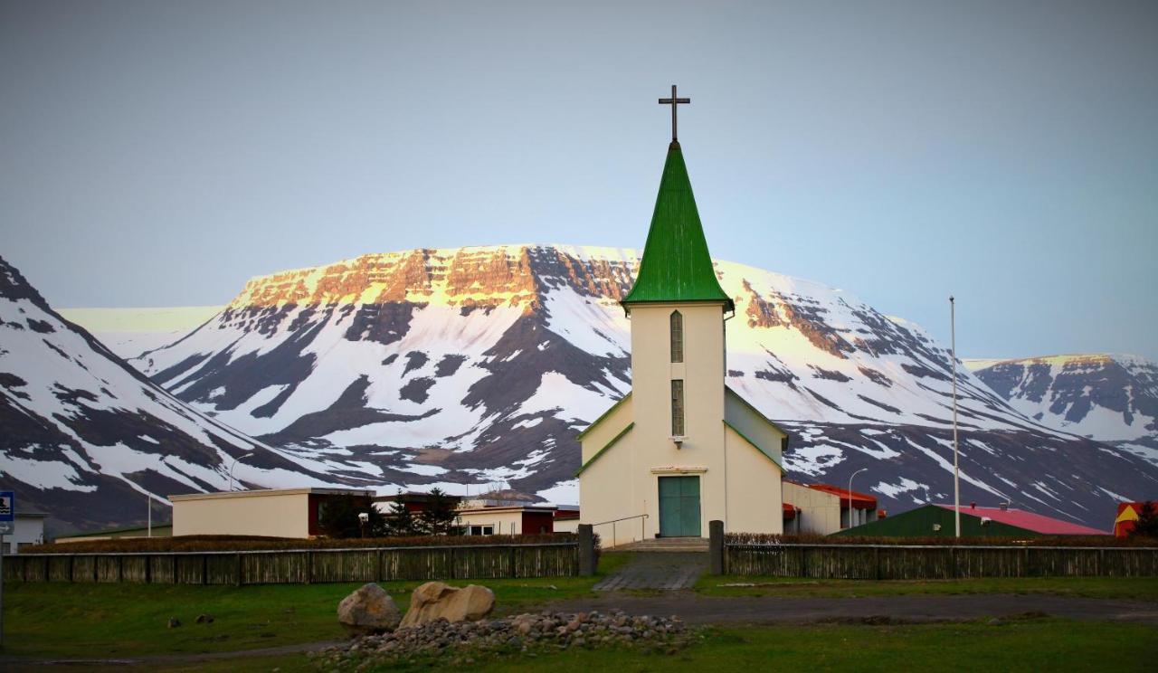 Comfy Guesthouse Westfjords Sudureyri Eksteriør billede