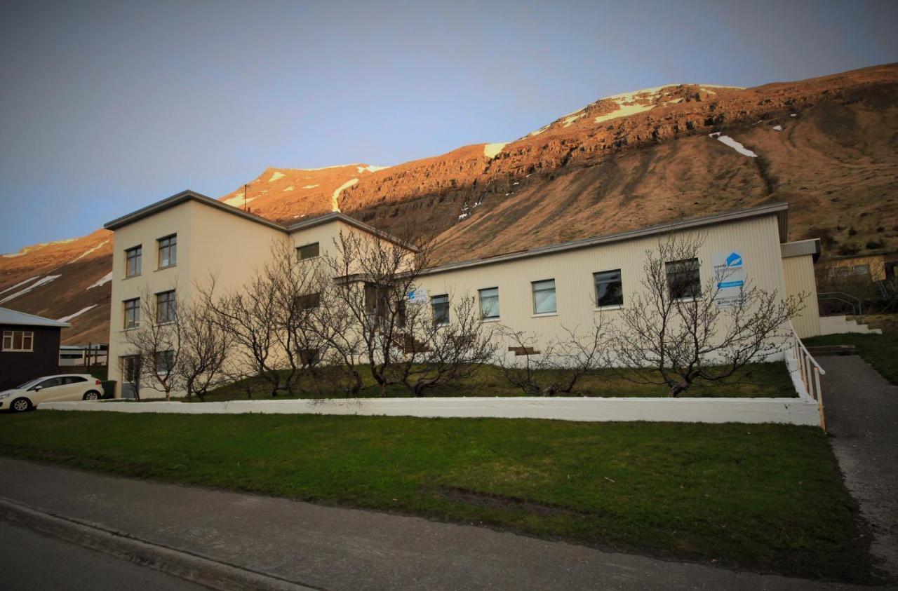 Comfy Guesthouse Westfjords Sudureyri Eksteriør billede